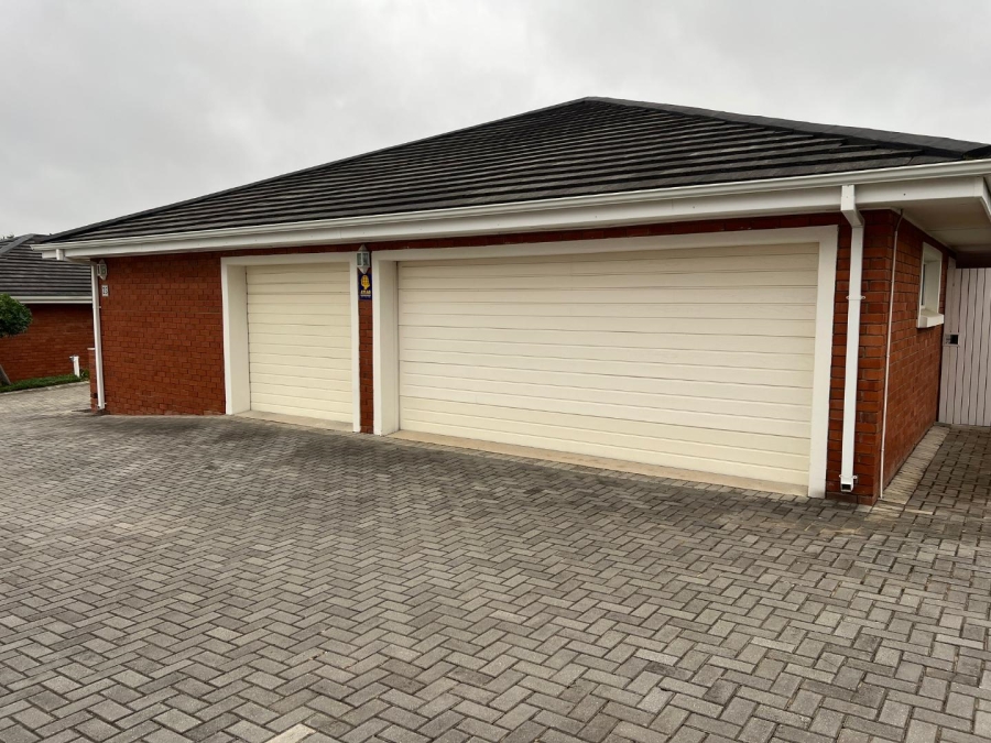 To Let 4 Bedroom Property for Rent in Walmer Eastern Cape